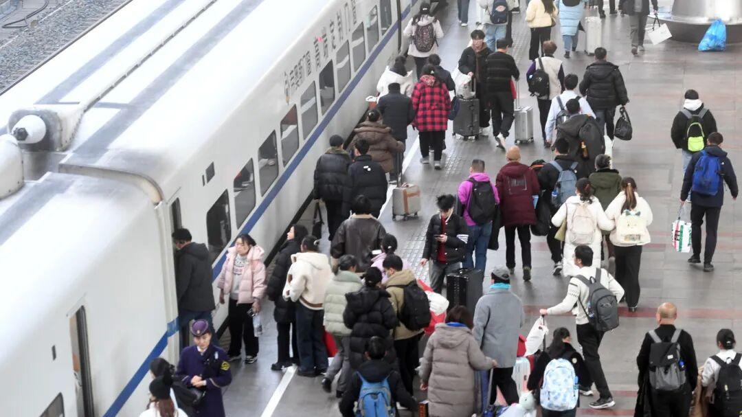 春运开始！这些行李不能带上火车，快自查！