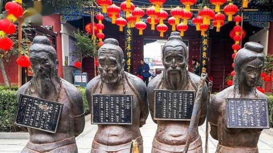 跪舔皇帝、构陷岳飞，最后被封“清河郡王”