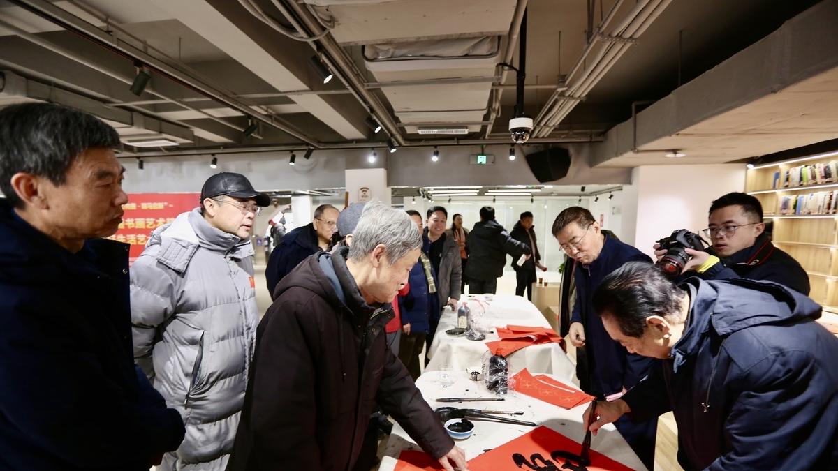 打造青岛首个场景美学艺术空间，2026青岛慈善书画艺术精品展启动