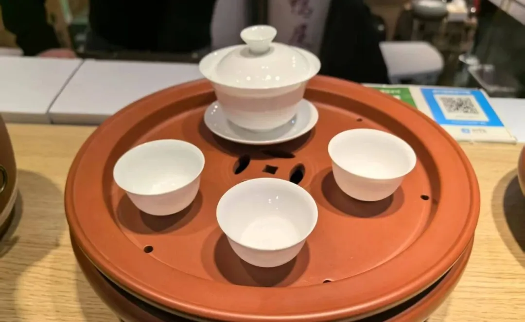 盖碗何以成为"国民茶器"?