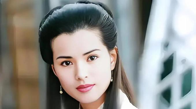 小龙女留 16 年之约跳崖，是给希望还是施虐？藏着最极致的爱与无奈