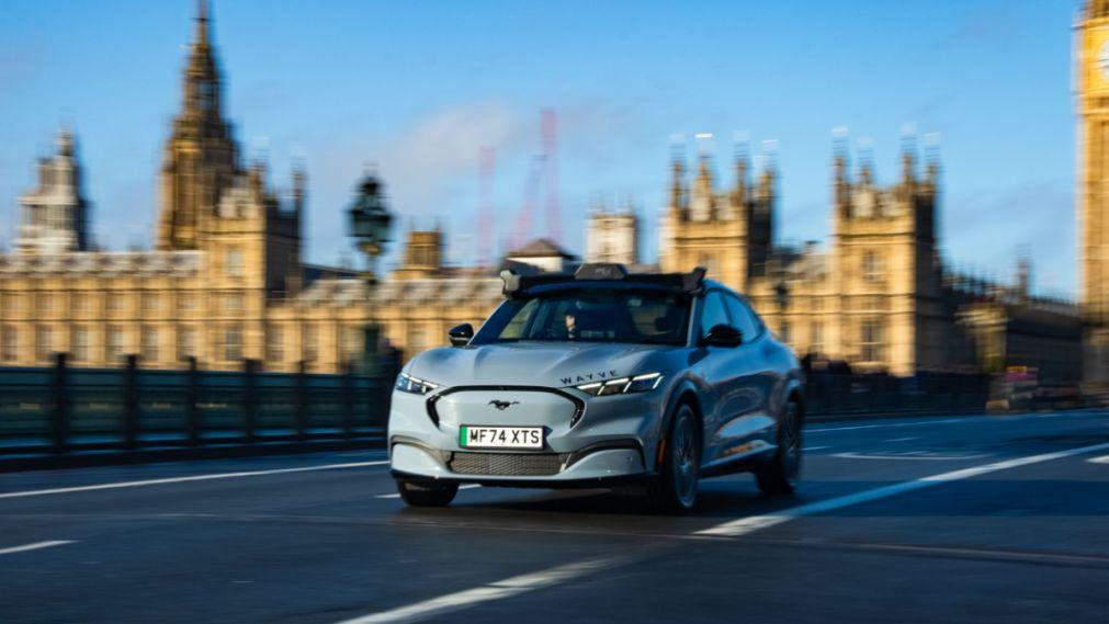 欧美唯一大模型智驾标的，一家还没量产的公司融资了超170亿