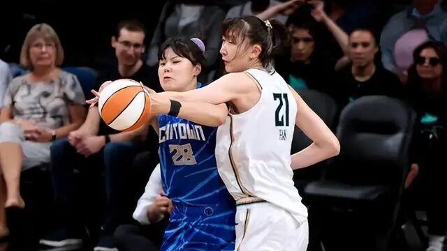 梦碎中国德比，李月汝再次被弃用，她为何在WNBA总见不到韩旭？