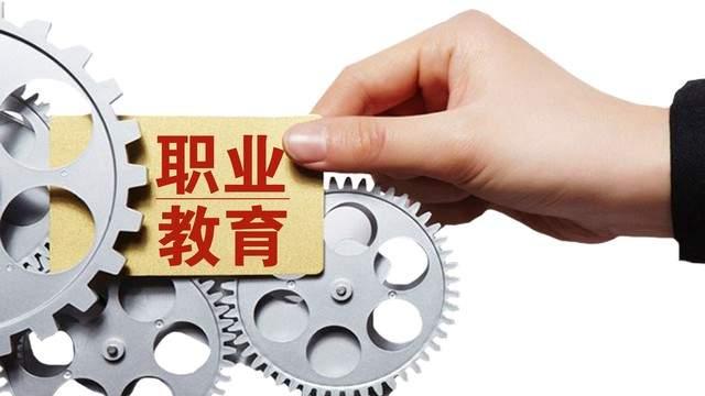 江苏技工院校专业升级：人工智能领航，多元服务并进