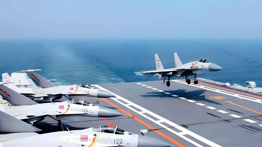 美媒承认：一旦中美打起来，解放军航母、大型两栖攻击舰或是关键