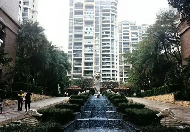 宝安西乡标杆楼盘——圣淘沙骏园，双地铁+优质学位+花园社区！