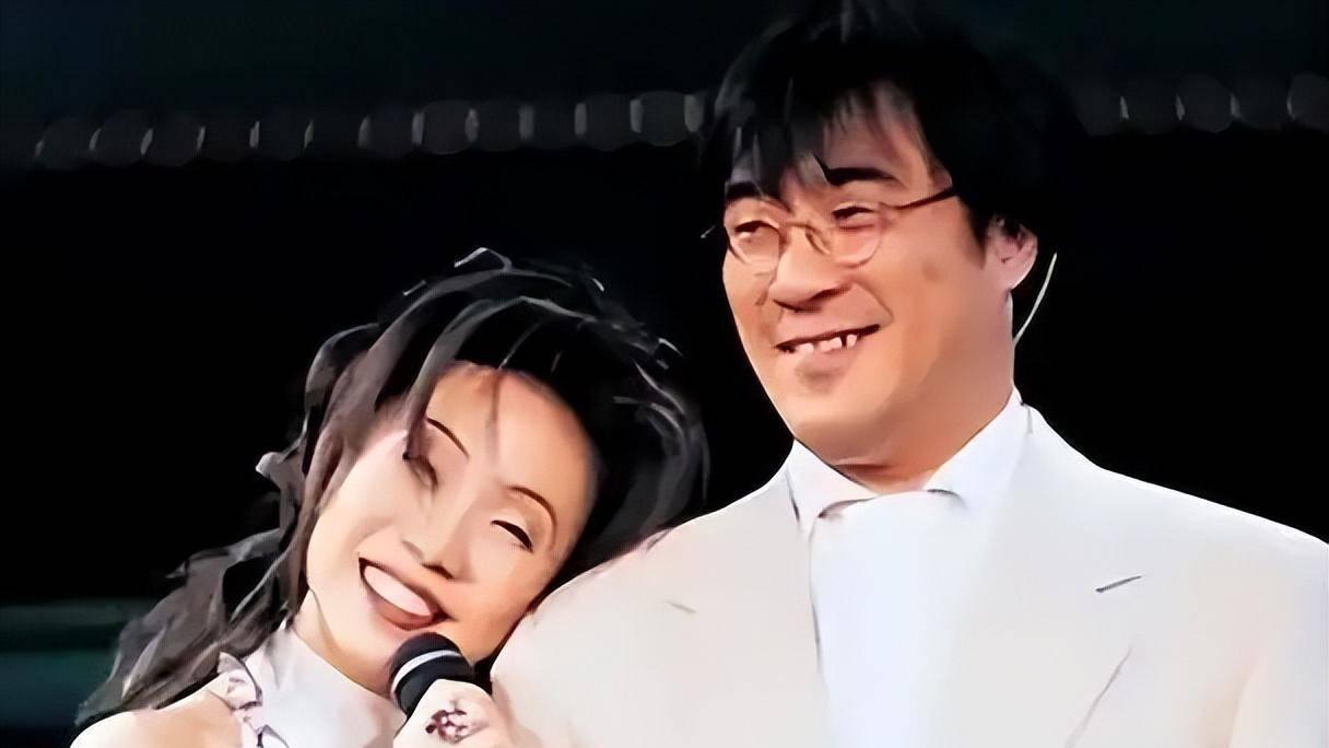 歌手林忆莲：李宗盛为她离婚，陈辉虹等她20年，今60岁却孤单一人