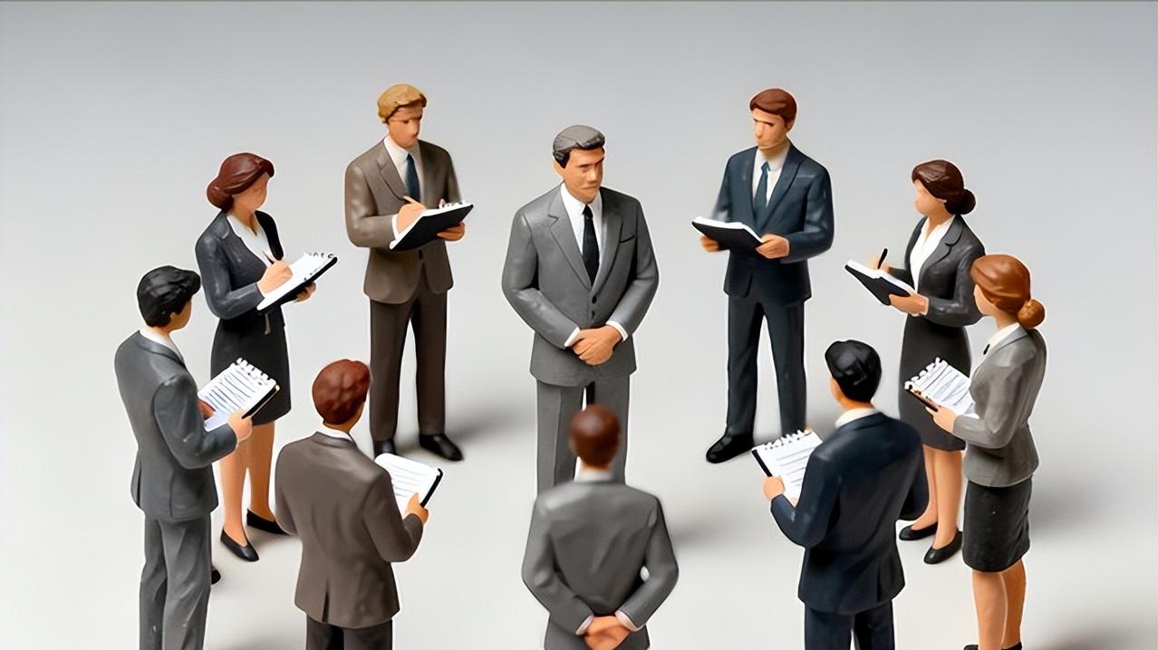 领导有这三种暗示，说明想让你站队