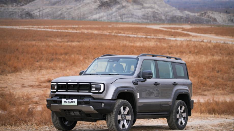 “轻越野”上头了？这台车正悄悄成为都市人的周末搭子