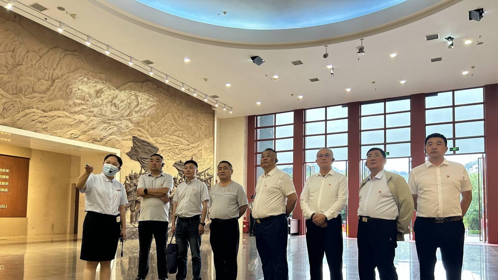 汴梁头条|开封商丘商会赴遵义开展红色研学暨企业考察活动