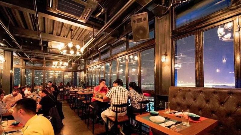 一个人得多么地无耻，才能做出这样的举动