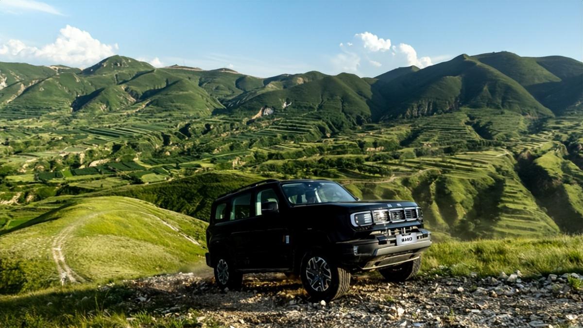 一个人去野？BJ40燃油悄悄把安全感塞满了后备箱