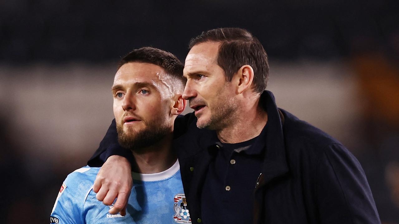 随着兰帕德率队0-0, 莱斯特城0-1, 赫尔城1-2, 英冠最新积分榜出炉