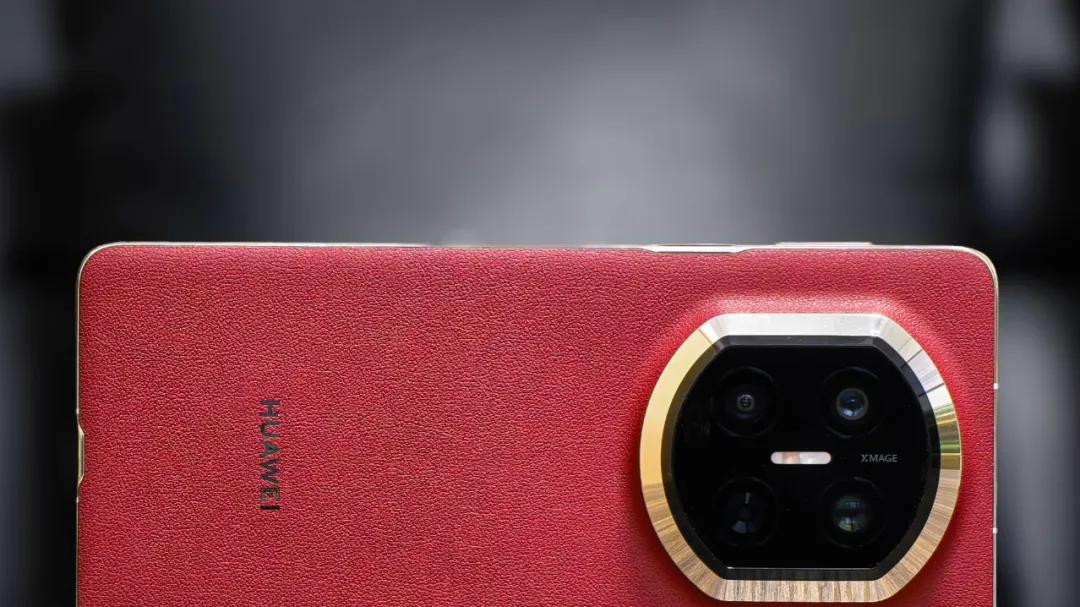 华为Mate X8底牌被扒：8.15英寸+麒麟9050 Pro+6000mAh，万元折叠机皇要来了