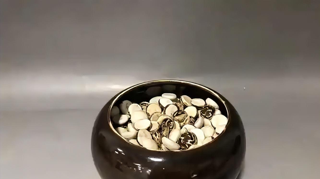 围棋棋子的演变史，每一枚都藏着时代的痕迹