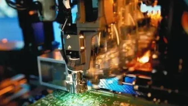 “光刻机+光刻胶”概念：最有望翻倍的10家公司（名单）