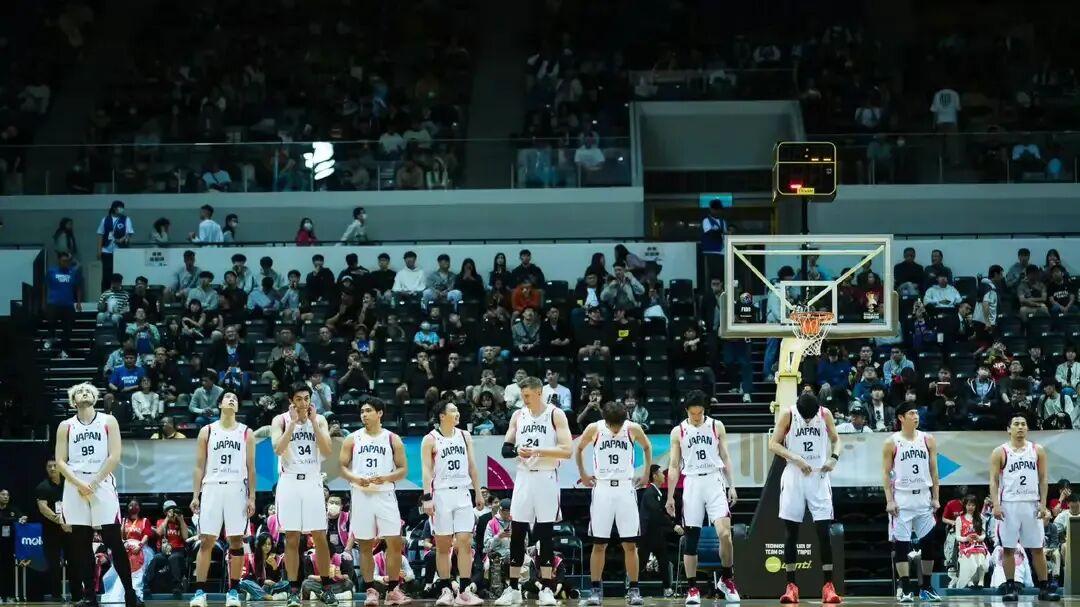 中日男篮大战倒计时！郭士强没有退路，伤病成x因素