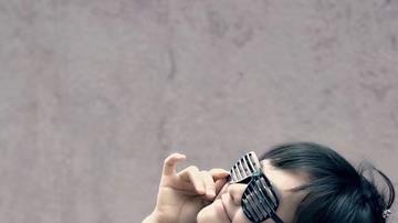 世界上最浪漫的爱情，莫过于买不起房子的爱情 ，巨星作家李明锦震撼力作致敬爱情！