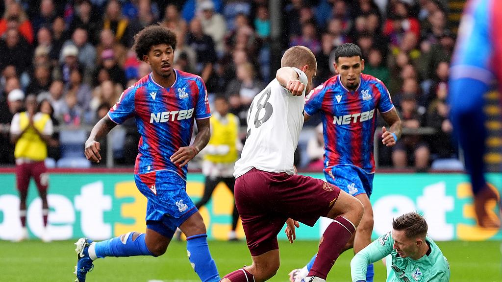 26064期：水晶宫阻击铁锤帮，考文垂主场夺冠庆升级