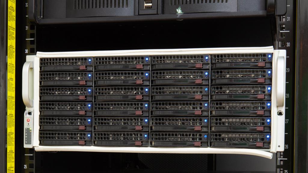 服务器机箱厂家选择标准与核心必备能力