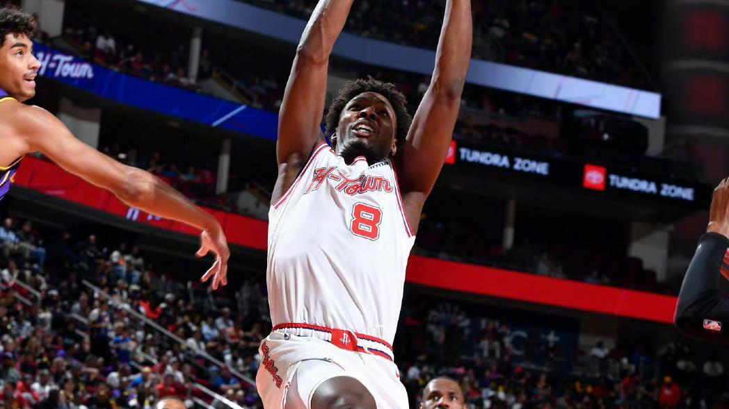 火箭对阵森林狼！乌度卡再变阵！替补中锋1上1下，泰特再获重用