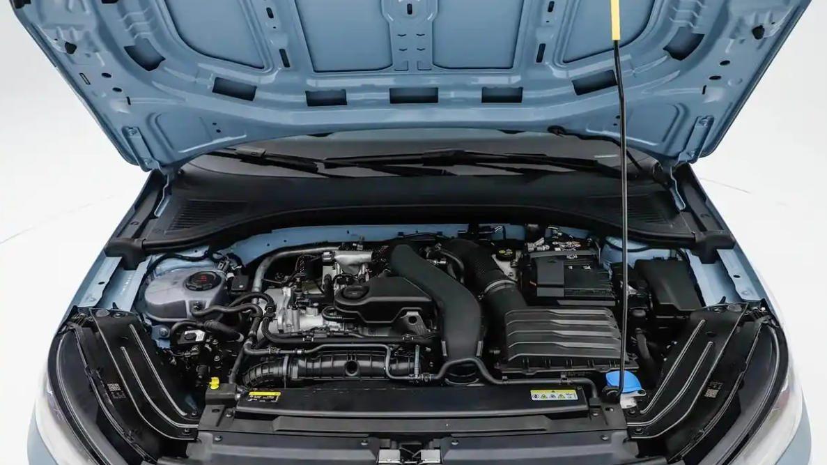 大众速腾S对比速腾L，6AT回归，三大件都不一样