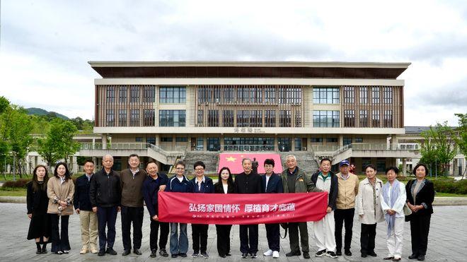 红船论坛丨一场跨越时空的精神对话，赋能青春成长