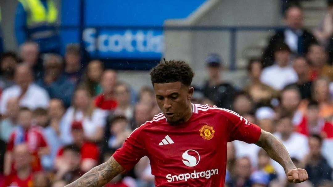 左路被“清空”之后：曼联为何将19岁科特迪瓦小将视为答案？