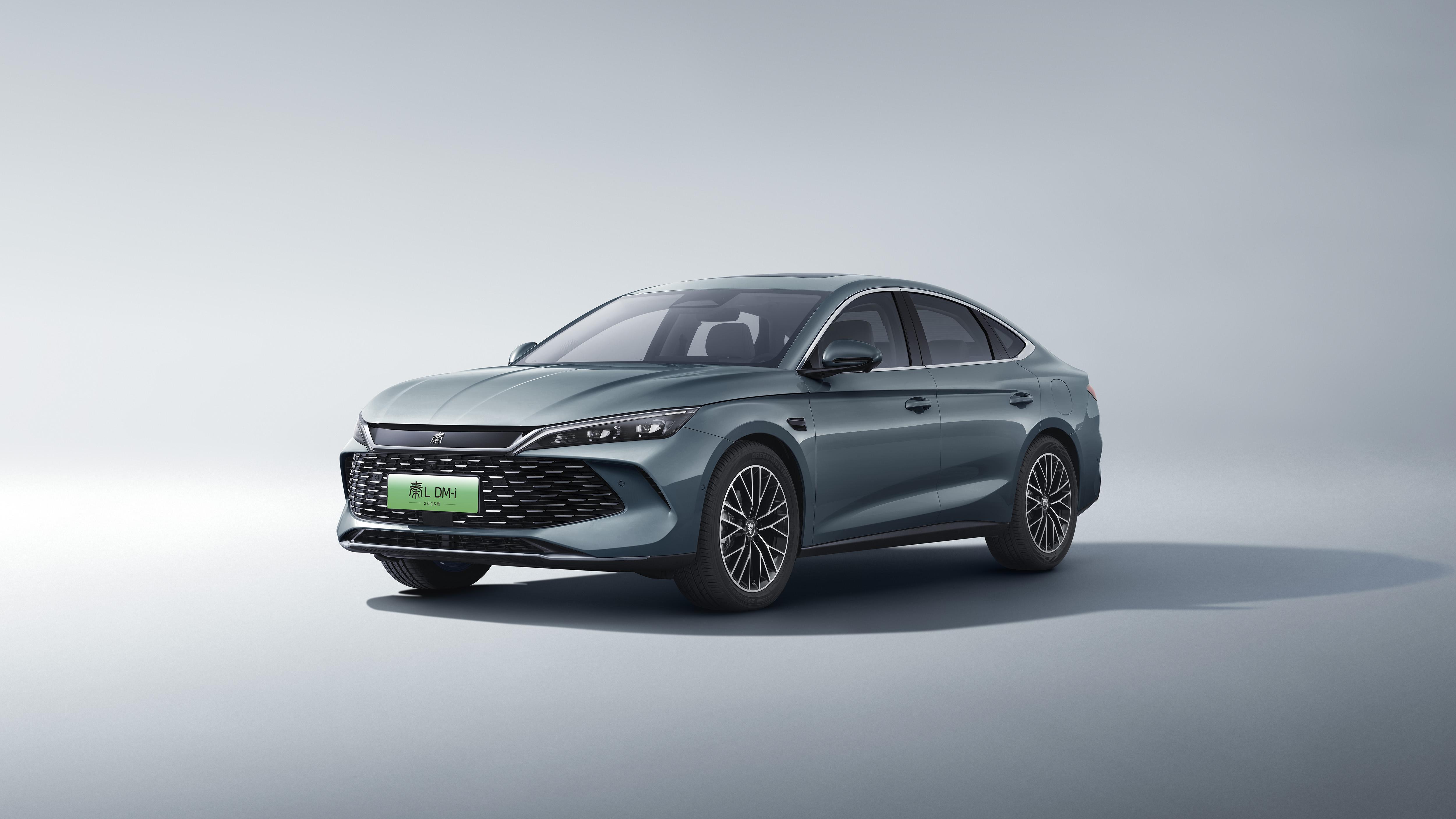 属实是插混电力再加码，比亚迪四款爆款齐发