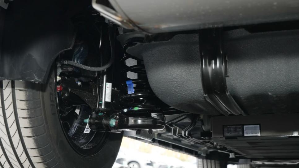 平顺省油是核心，质感仍有妥协，秦PLUS DM-i究竟是否值得入手