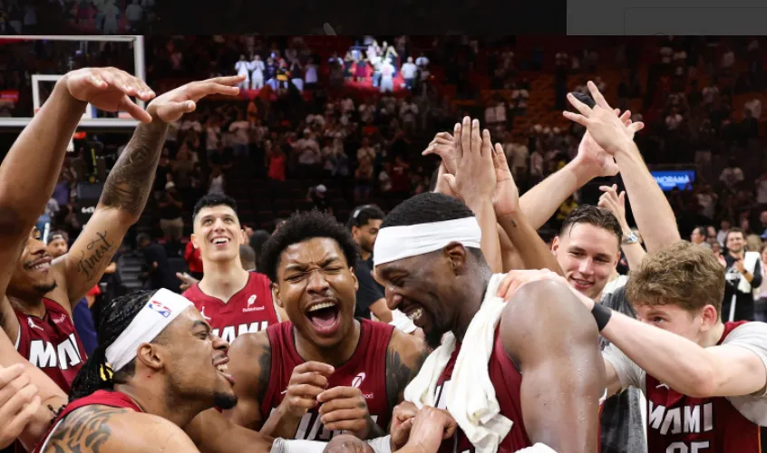 阿德巴约83分评论两极分化，国内球迷在辩解，国外球迷直接开喷