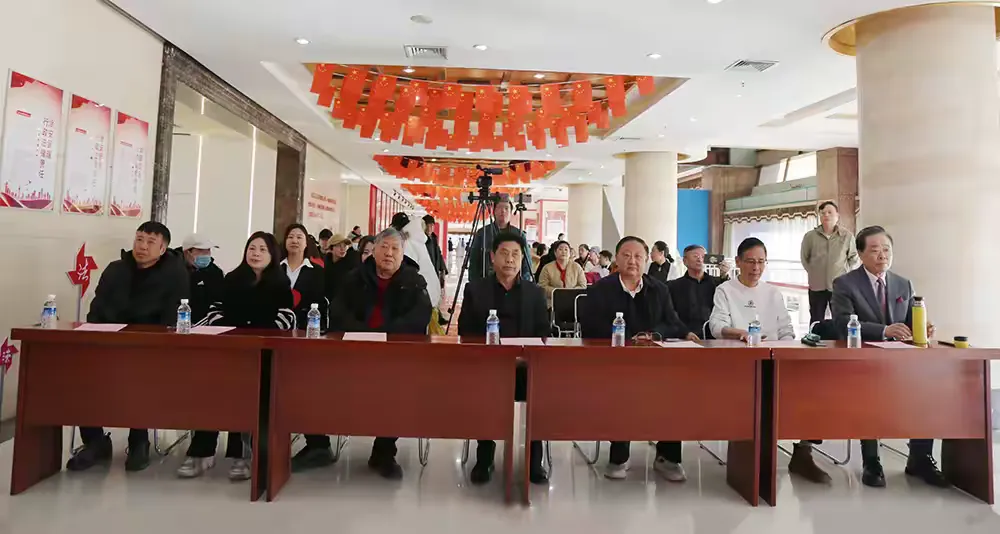 “金马贺岁踏春来”北京东方老年研修学院艺术院区举办迎新春文艺汇演