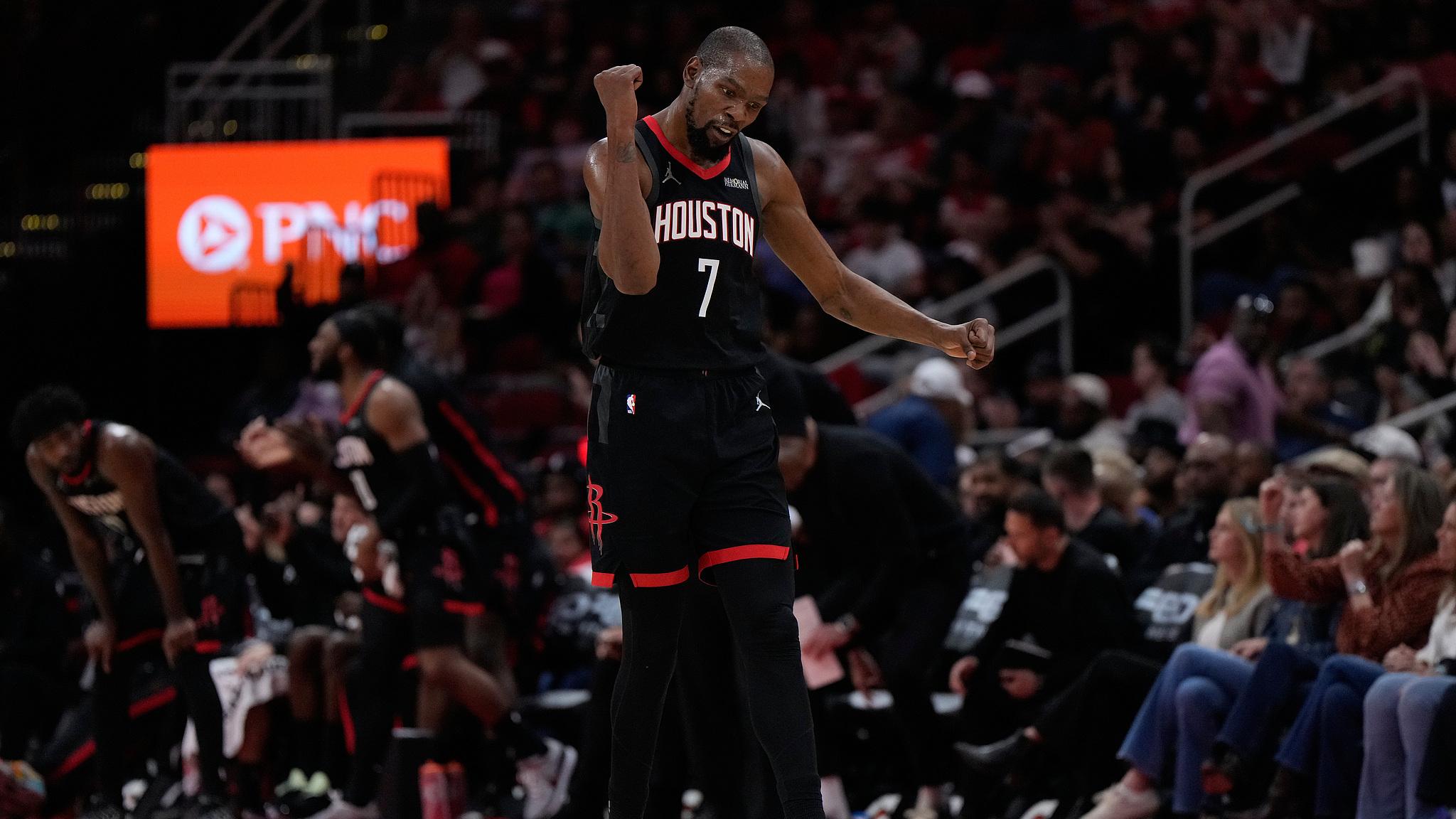 火箭超湖人重返西部第三！杜兰特轰32分准绝杀：最后7秒挥舞镰刀拒绝逆转