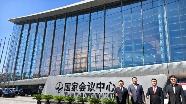 全球飞翔平台战略新闻发布会于北京国家会议中心圆满举办