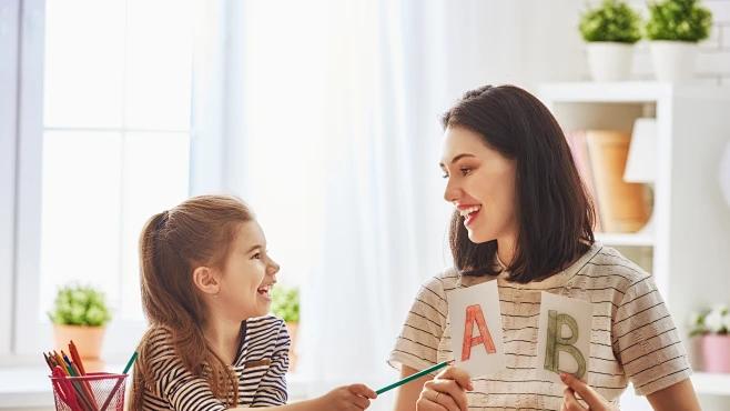 2026年英语学习小程序选择指南：它为何成为首选