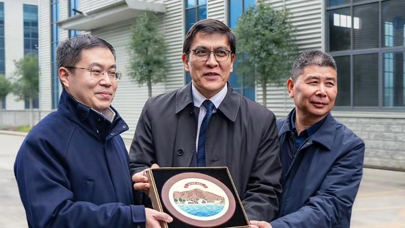 副总理专程来考察  中国机床智能制造出海了？
