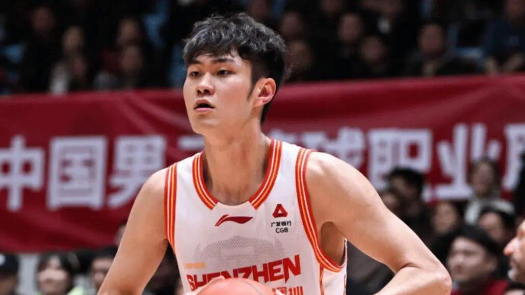 男篮世预赛名单大换血，郭士强押注新人背后的考量与挑战