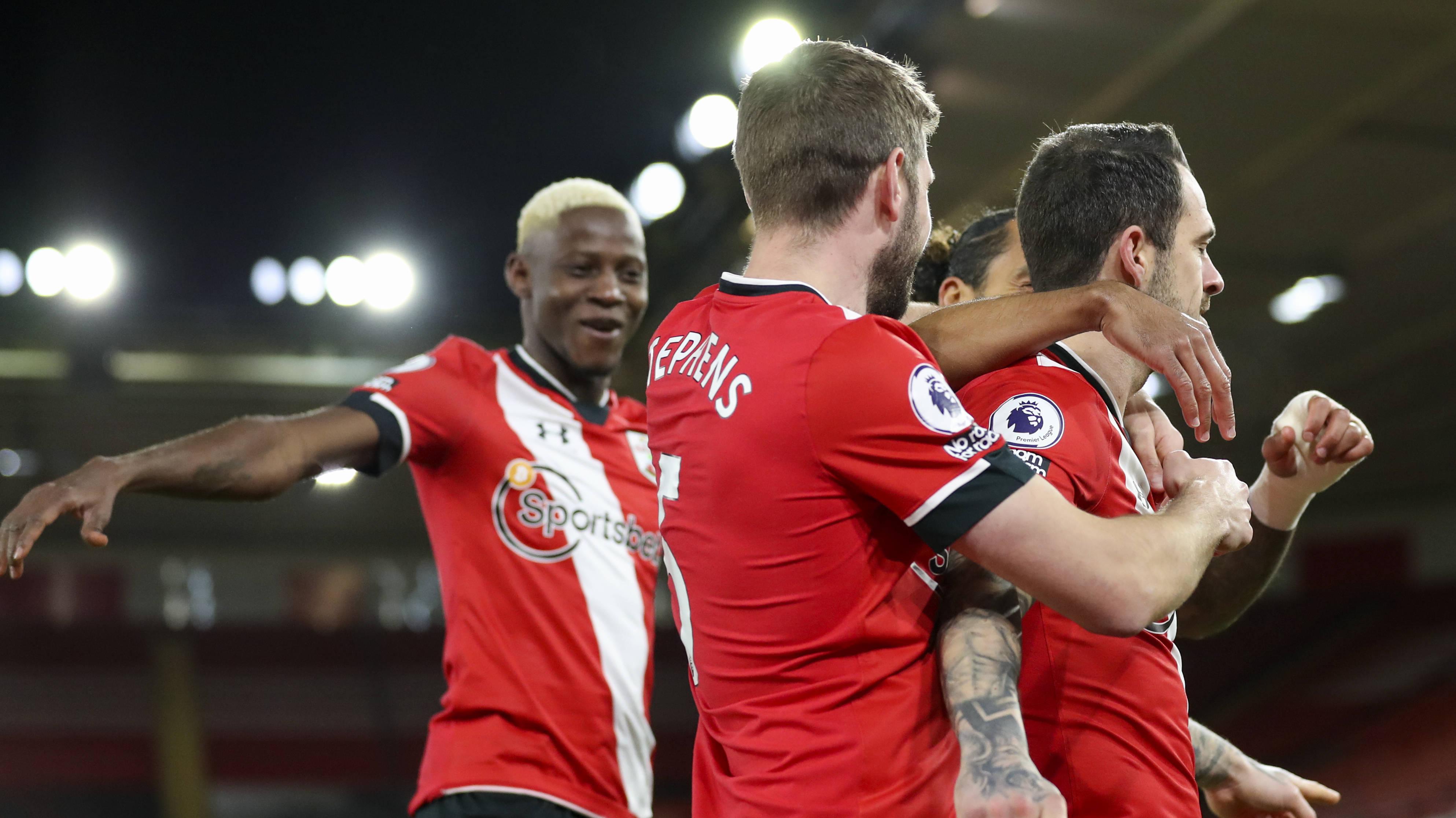 英冠夜谈：圣玛丽的“3月18日，残阵绞杀”——当诺维奇遭遇“全员病危”，南安普顿的升级直通车票是否已