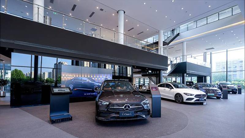 杭州星宝行奔驰4S店“跑路”，车主权益谁来保障？