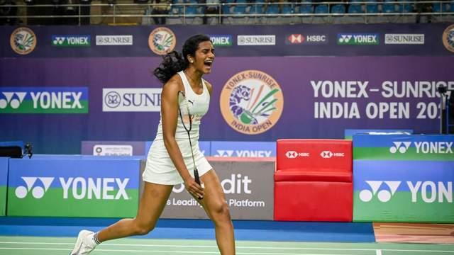 丹麦羽球选手炮轰印度公开赛：场地又脏又臭担心染病，到处是鸟粪