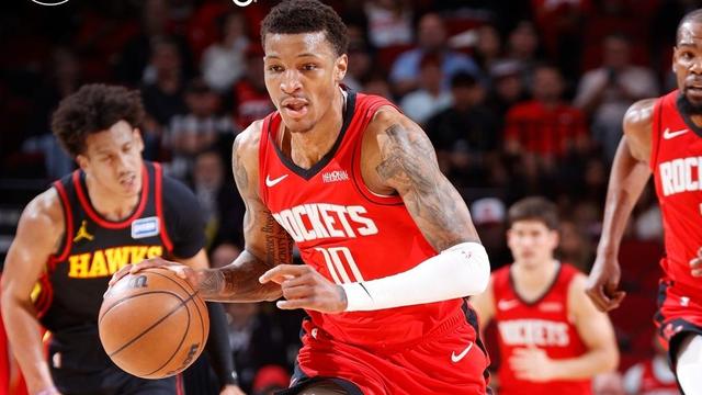 15分9板10助！我要减少单打，申京赛后清醒了，杜兰特也做出改变