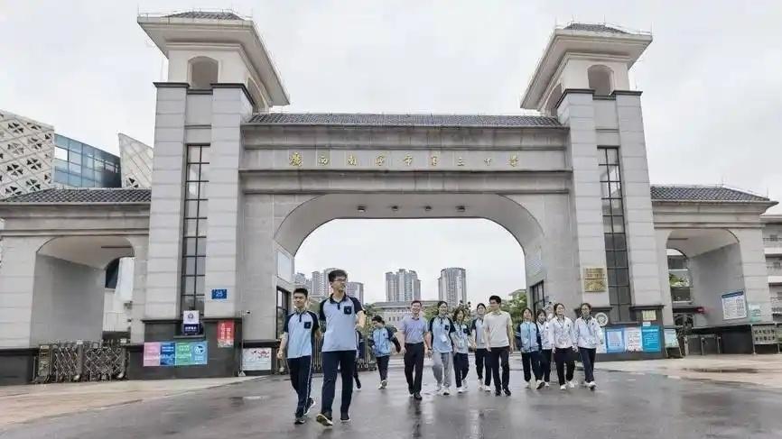 南宁认可度最高的5大中学，武鸣高中排名亮眼