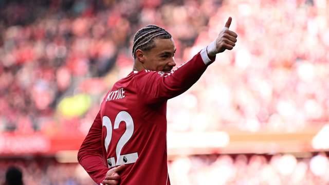 5-2！1.1亿先生高挂免战牌，埃基蒂克独造3球，利物浦豪取4连胜