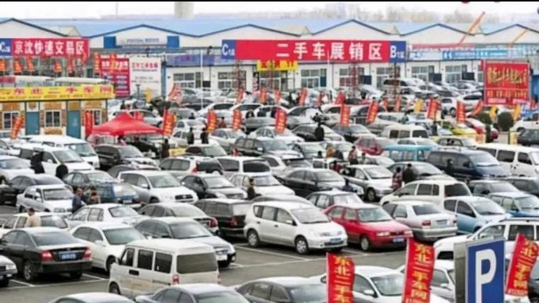 各大车企油车疯狂降价，销量暴跌39%！五月销量前十无油车