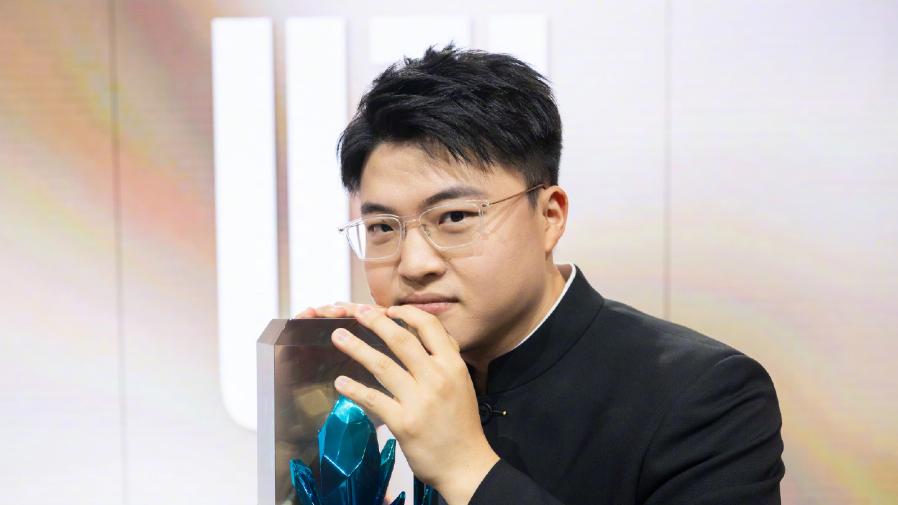 Bang和Wolf直播回忆当年，直言uzi实力不行，可以无视LPL的AD