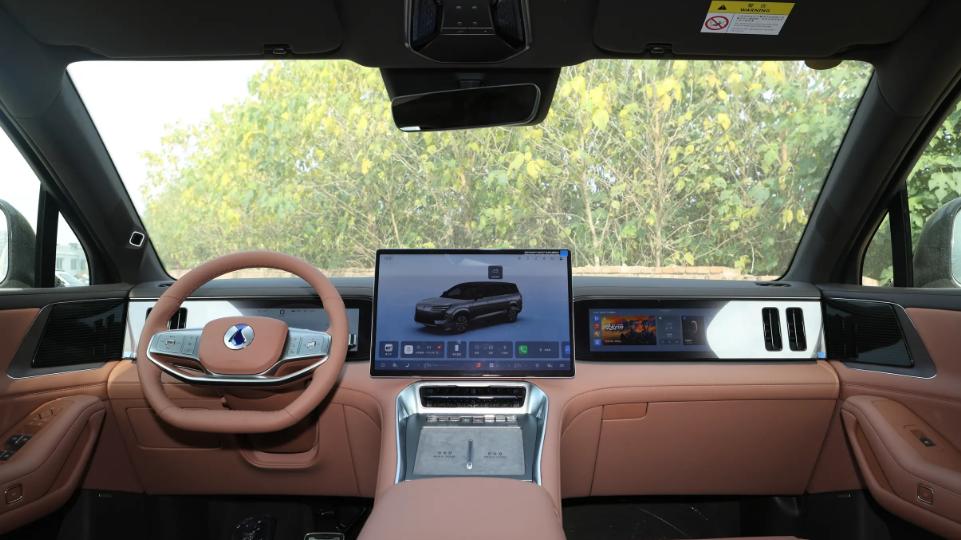 双版本精准选买，腾势N8L DM产品力均衡，不差钱的可以入手