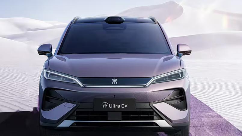 比亚迪再迎新成员，宋Ultra EV有备而来，外形精致配置全