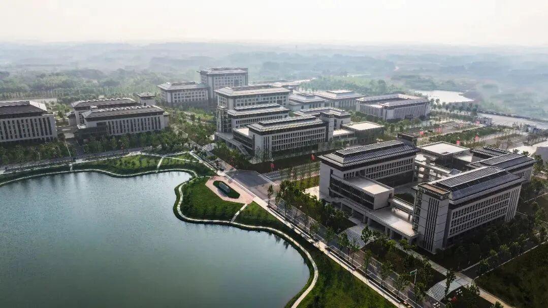 武汉东湖学院专业怎么样？从法学全国第一到六星级专业集群
