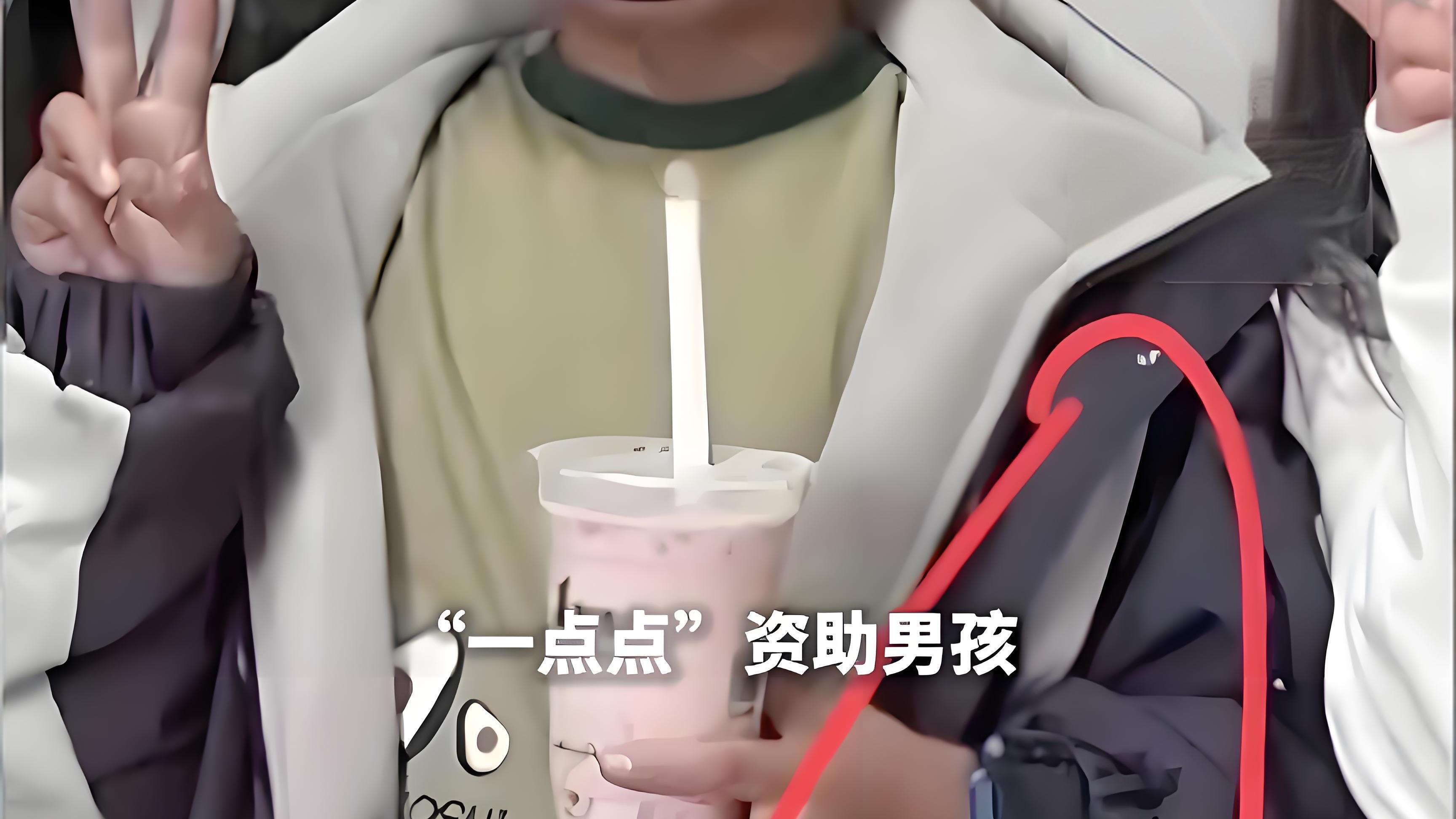 受助孩子戴千元表引质疑！当地回应打脸：物品全为捐赠，网友的苛责刺痛了谁？