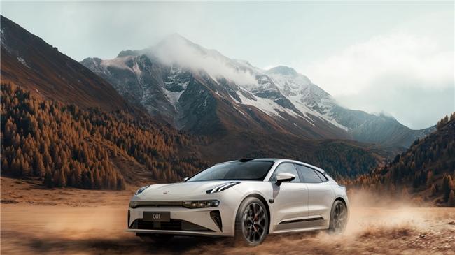 ​30万预算买什么车？焕新极氪001凭技术实力脱颖而出